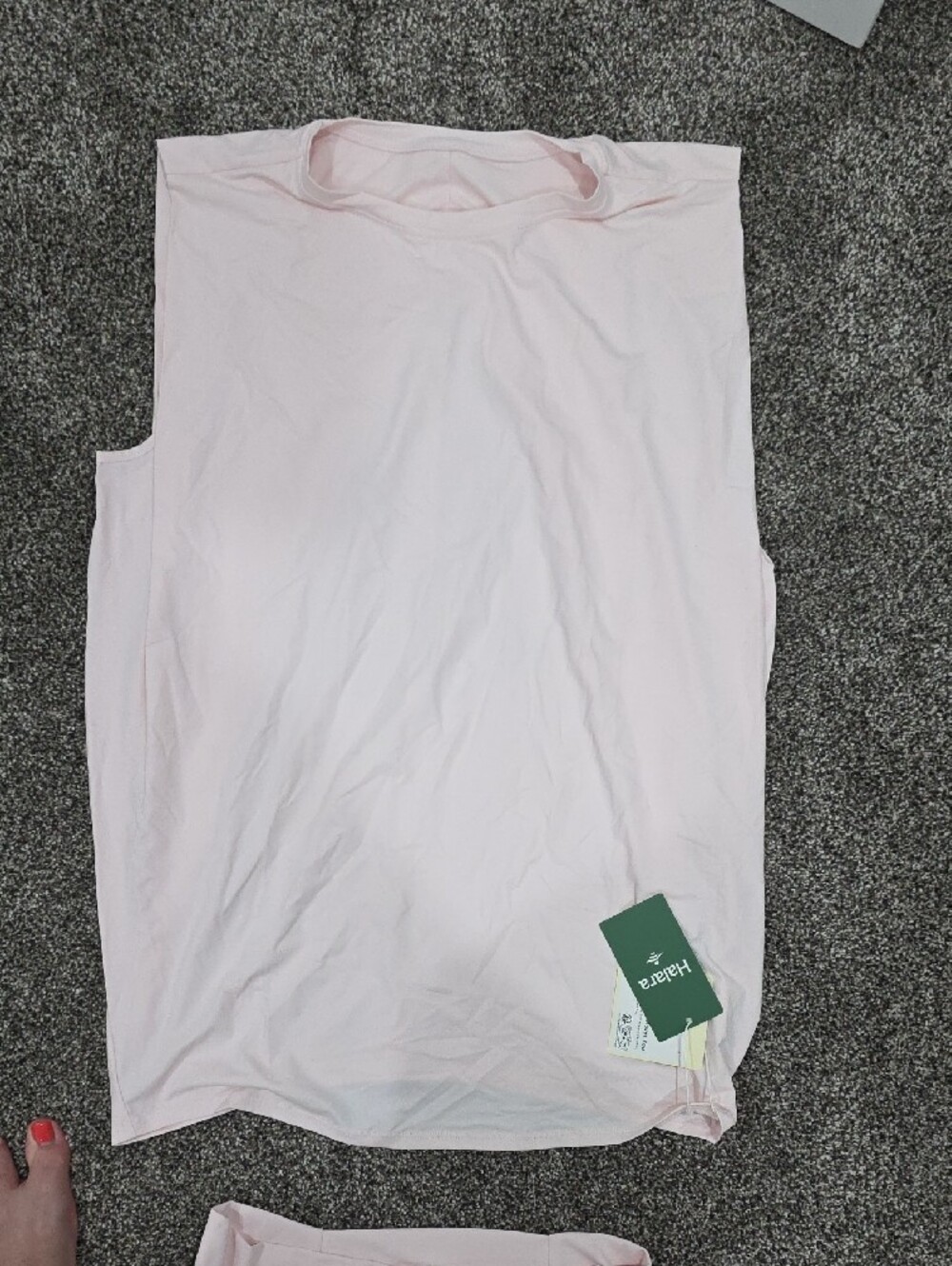 Halara Top And Shorts Bundle - Picture 2 of 5